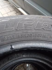 4 pneus été Bridgestone Alenza HL 255-55R20 excellent état - Photo 2