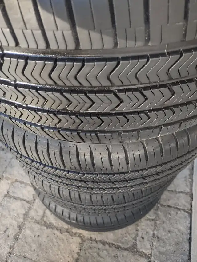 4 pneus été Goodyear Eagle Sport RUNFLAT 245-45R18 comme neufs