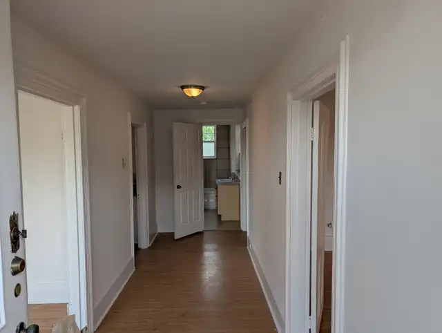 Charmant 4 ½ logement à louer. situé au centre de Sainte-Thérèse