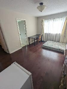 Master bedroom with private bathroom at Barrhaven East/ ASAP - Photo 5