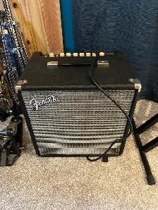 Fender Rumble 40 bass amp