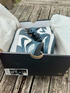 Air Jordan 1 Mid 'Armory Navy' (554724-411) - Men's Size 10 - Photo 2