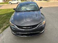 2016 Chrysler 200C 79,948 km $13,000 obo