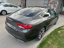 2016 Chrysler 200C 79,948 km $13,000 obo - Photo 7