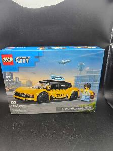 LEGO CITY YELLOW TAXI 60487