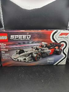 LEGO SPEED CHAMPIONS AUDI REVOLUT F1 TEAM R26 77259