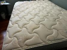 Free: Like New Contour Collection 'Catherine' 8' Mattress