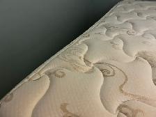 Free: Like New Contour Collection 'Catherine' 8' Mattress - Photo 3