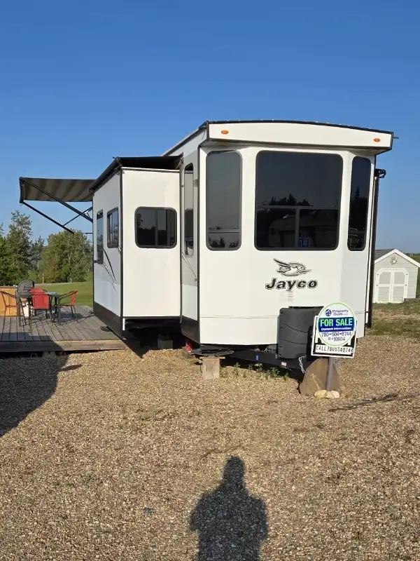 Jayco 2017 Trailer 40ft Loft Bungalow
