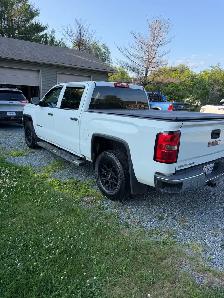 2017 GMC Sierra 4x4 - Photo 4
