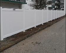 Vinyl Fencing – Durable, Stylish & Maintenance-Free! - Photo 4