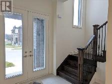 Beautiful House for Rent in Burlington / Hamilton Area - Photo 11