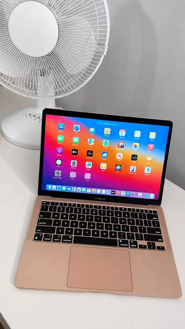 Macbook Air 2020 M1 Chip 256G