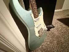 Hardly played Electric Guitar for sale⚡️