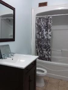 3 bdrm Basement Unit for Rent $2000 - Photo 14