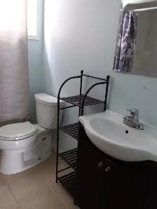 3 bdrm Basement Unit for Rent $2000 - Photo 16
