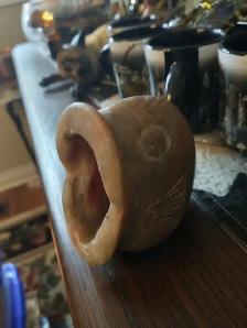 Unique Pink Soapstone unique Rare Open Big Mouth Bass sculpture - Photo 2