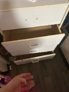 White Dresser - Photo 5