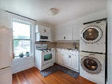Family & Pet-Friendly 3-BR Upper Duplex - Photo 5