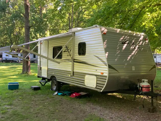 2013 Z1 Crossroads Camper