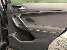 2020 Volkswagen Tiguan TRENDLINE 4MOTION | HEATED SEATS | REAR C - Photo 37