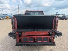 2025 GMC Sierra 3500HD AT4 6.6L V8 Diesel/Touch Nav/Sunroof/Came - Photo 9