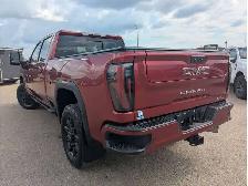 2025 GMC Sierra 3500HD AT4 6.6L V8 Diesel/Touch Nav/Sunroof/Came - Photo 10
