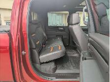 2025 GMC Sierra 3500HD AT4 6.6L V8 Diesel/Touch Nav/Sunroof/Came - Photo 17