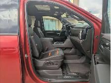 2025 GMC Sierra 3500HD AT4 6.6L V8 Diesel/Touch Nav/Sunroof/Came - Photo 18