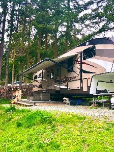 2018 Keystone Cougar High Country 330RBK 5th Wheel (Bunkhouse) - Photo 2
