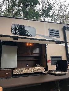 2018 Keystone Cougar High Country 330RBK 5th Wheel (Bunkhouse) - Photo 10