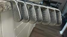 RH TaylorMade P770 Iron Set - x-stiff - Photo 2