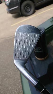RH TaylorMade P770 Iron Set - x-stiff - Photo 5