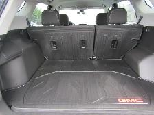 2023 GMC Terrain AWD SLE Carplay | Navi | B.Camera | New Tires | - Photo 23