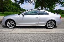 2014 Audi S5 6 SPEED MANUAL / ONE OWNER / QUATTRO AWD! - Photo 2