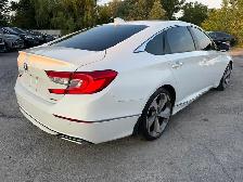 2018 Honda Accord Sedan Touring - Photo 4