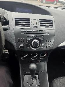 2012 Mazda Mazda3 I Sport - Photo 8