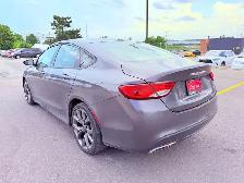 2015 Chrysler 200 S 4dr Front-wheel Drive Sedan Automatic - Photo 3