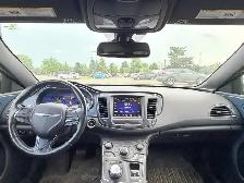 2015 Chrysler 200 S 4dr Front-wheel Drive Sedan Automatic - Photo 6