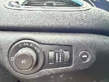 2015 Chrysler 200 S 4dr Front-wheel Drive Sedan Automatic - Photo 8