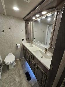 2020 Forest River CEDAR CREEK 38 EL - Photo 24
