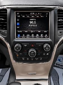 2017 Jeep Grand Cherokee Laredo - Photo 18