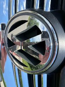 VW Jetta LOW KMS! LIKE NEW! - Photo 6