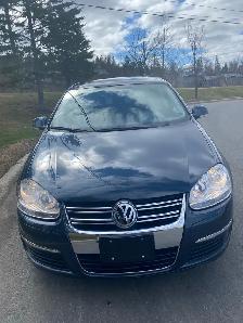 VW Jetta LOW KMS! LIKE NEW! - Photo 9