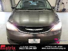 2021 Chrysler Grand Caravan SXT - Photo 2