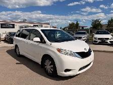 2014 Toyota Sienna LE V6 8-Pass : LOW MILEAGE - Photo 3