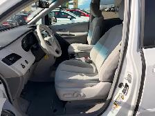 2014 Toyota Sienna LE V6 8-Pass : LOW MILEAGE - Photo 8