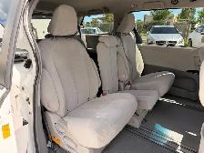 2014 Toyota Sienna LE V6 8-Pass : LOW MILEAGE - Photo 9