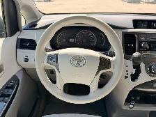2014 Toyota Sienna LE V6 8-Pass : LOW MILEAGE - Photo 15