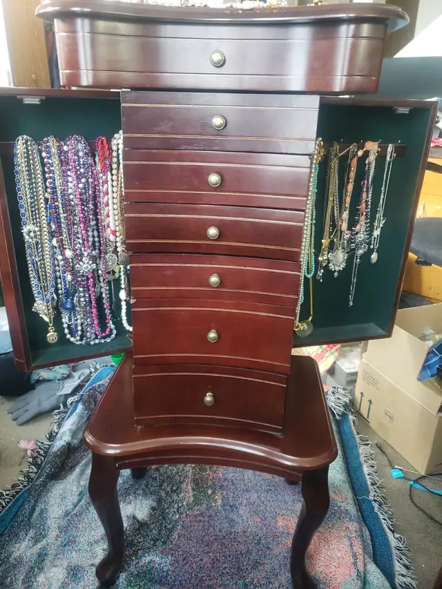 Elegant Wooden Jewelry Armoire Cabinet with Mirror